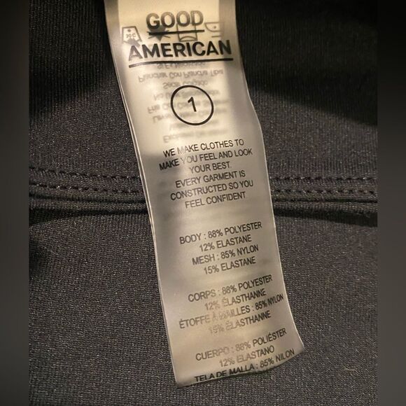 Good American NWT Black Pintuck Mesh Capri Legging - Picture 11 of 11